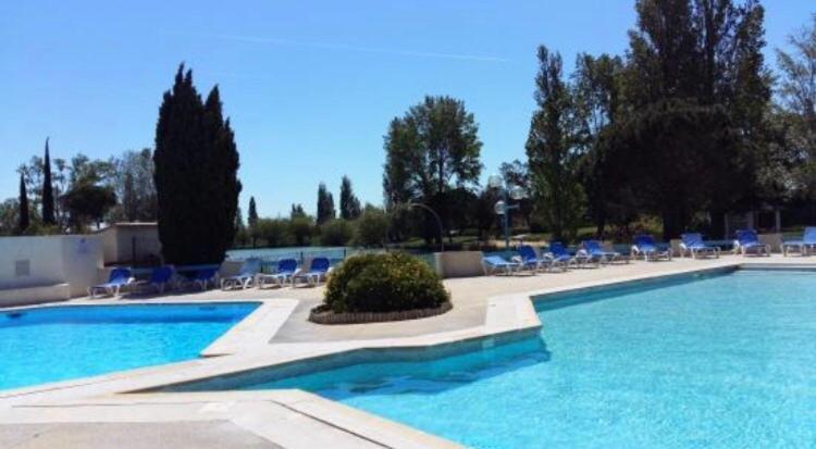 Appartement Village 9 En Residence De Vacances En Camargue Арль Экстерьер фото