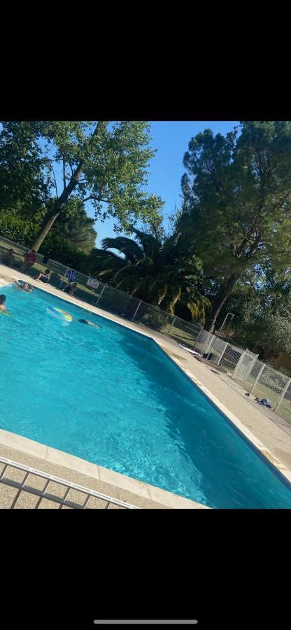 Appartement Village 9 En Residence De Vacances En Camargue Арль Экстерьер фото
